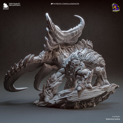 Colossal Alien War Behemoth