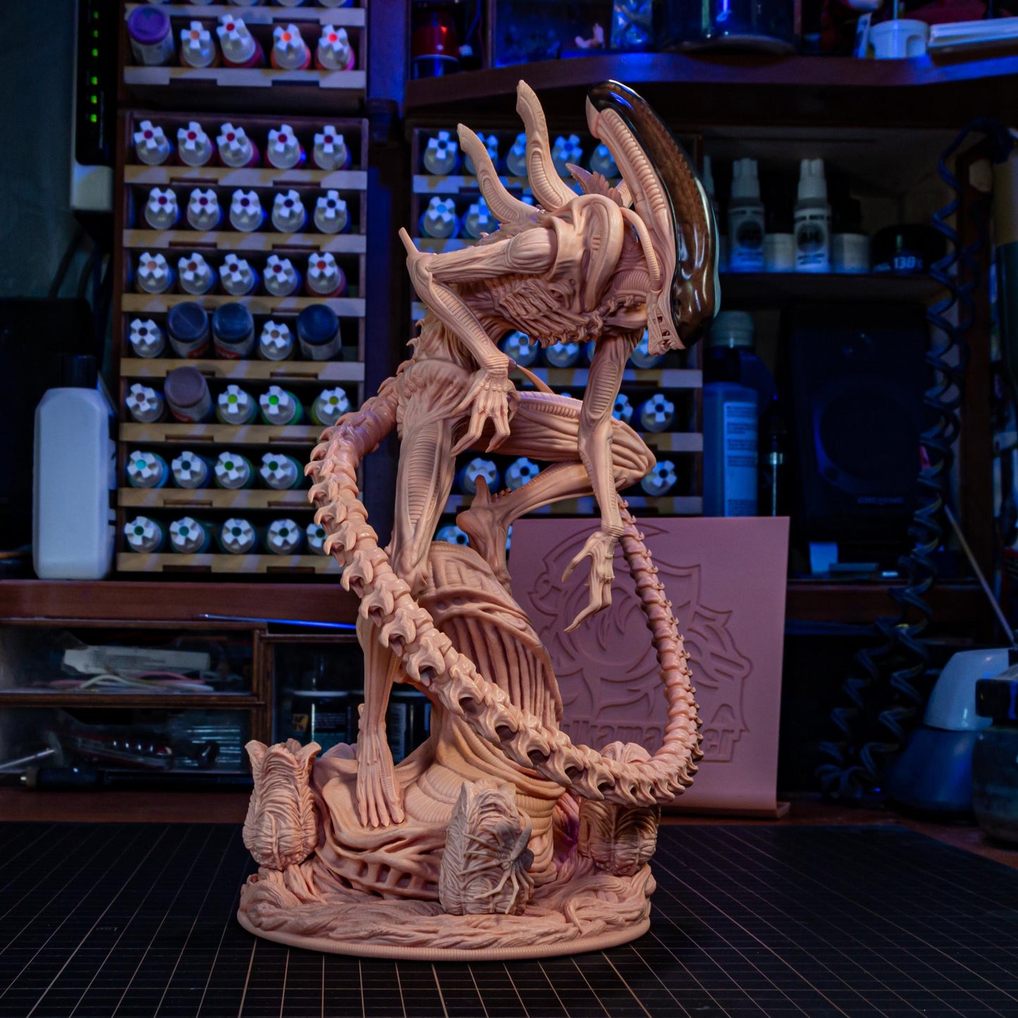 Long-Tailed Biomechanical Stalker | Resin Garage Kit | Unpainted Figure