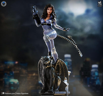 Gargoyle-Perched Cat Burglar | Resin Garage Kit | Unpainted Figure