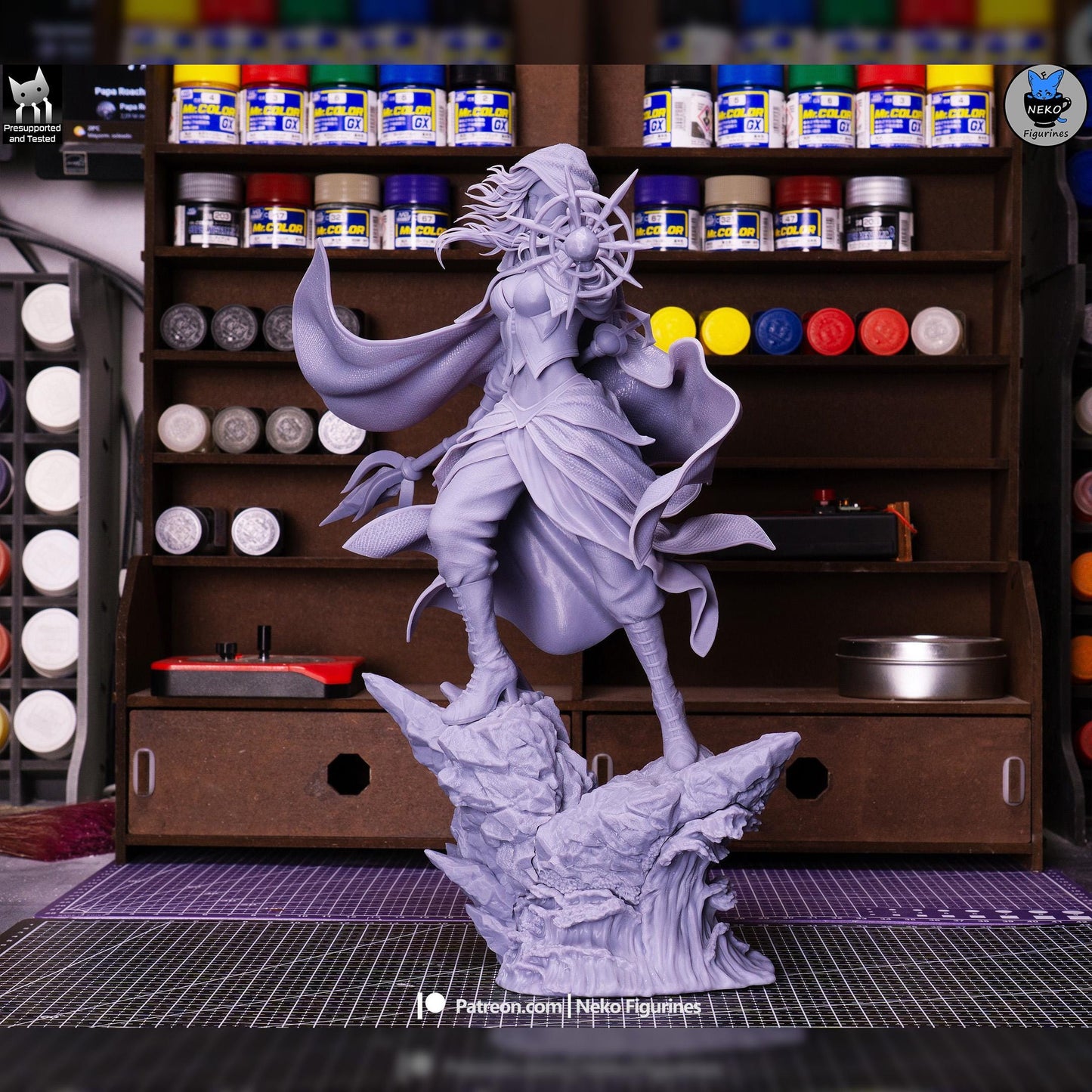 Hooded Frost-Tide Spellweaver | Resin Garage Kit | Unpainted Figure