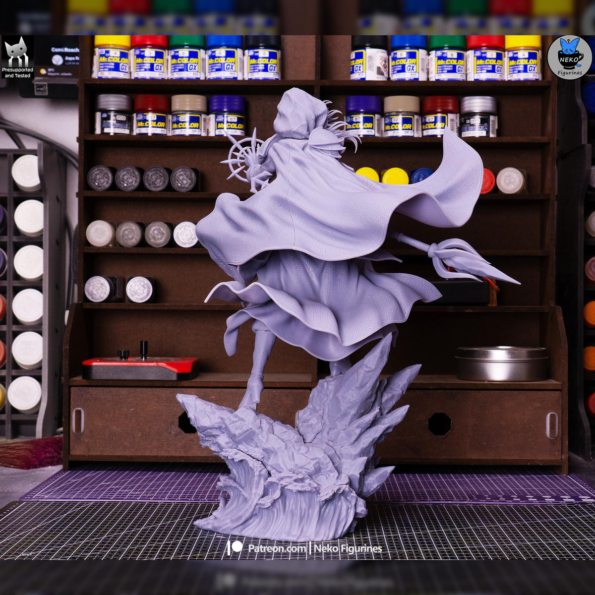 Hooded Frost-Tide Spellweaver | Resin Garage Kit | Unpainted Figure