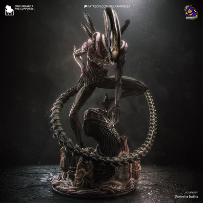 Long-Tailed Biomechanical Stalker | Resin Garage Kit | Unpainted Figure