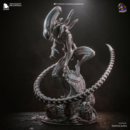 Long-Tailed Biomechanical Stalker | Resin Garage Kit | Unpainted Figure