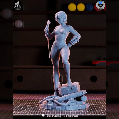 White-Suit Cyber Sword Operative | Resin Garage Kit | Stellar Vanguard | Unpainted Figure