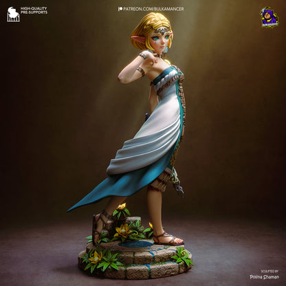 Golden-Haired Elven Relic Bearer