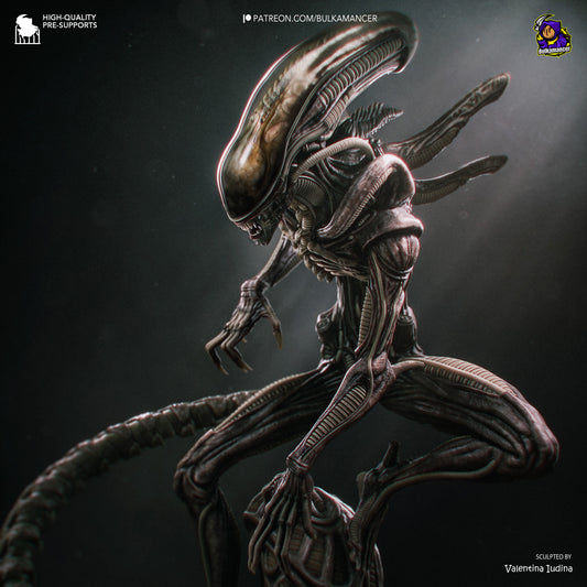 Long-Tailed Biomechanical Stalker | Resin Garage Kit | Unpainted Figure