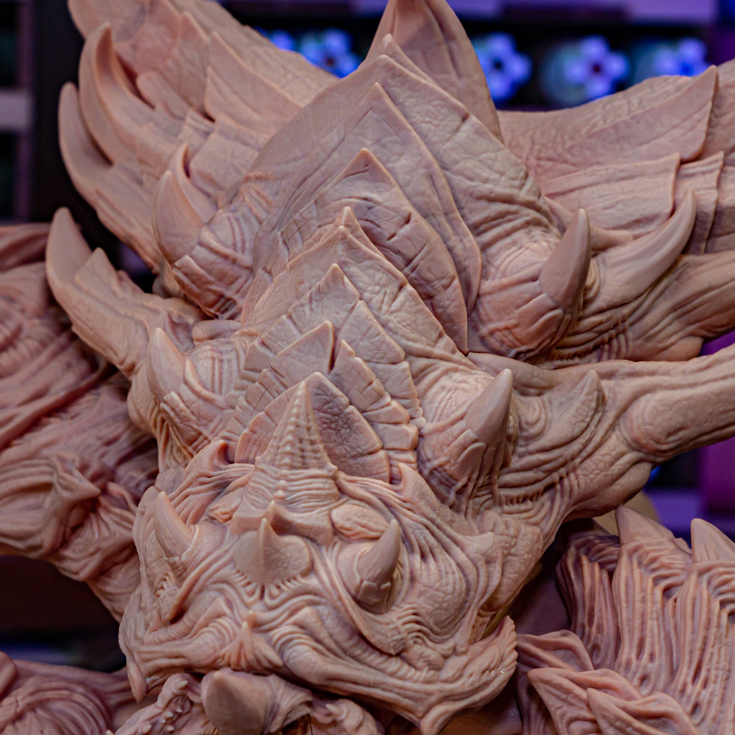 Colossal Alien War Behemoth